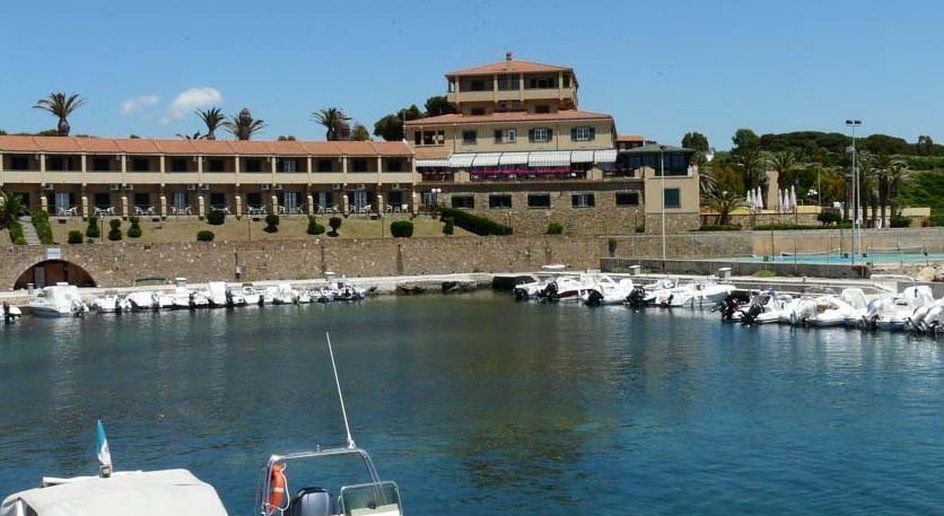 Sunbay Park Hotel Civitavecchia Exterior foto